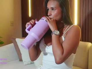 alana-haze — Camsoda recorded stream image, 25.05.2026 06:00