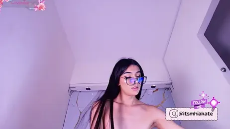 Mhiaa_Sweet — Stripchat recorded stream image, 25.05.2026 16:00