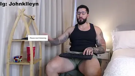 jonhklleyn — Stripchat recorded stream image, 26.05.2026 19:20