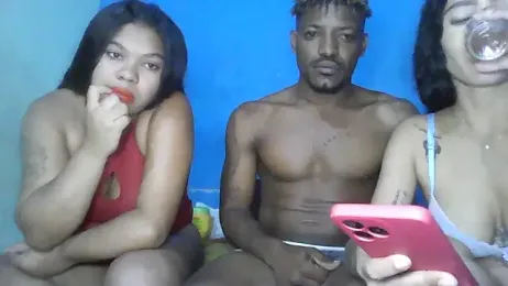 thasmyni — Stripchat recorded stream image, 27.05.2026 01:40