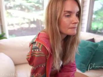 phoenix_taylor — Chaturbate recorded stream image, 27.05.2026 18:50