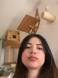 missani — Stripchat recorded stream image, 28.05.2026 00:20