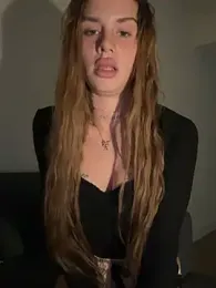 EmiliaCatalina — Stripchat recorded stream image, 28.05.2026 23:10