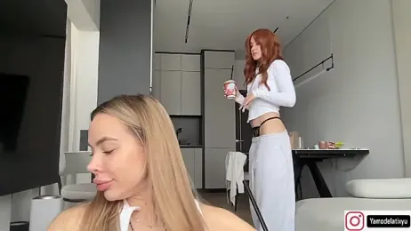 diffgirls2 — Stripchat recorded stream image, 29.05.2026 08:50