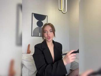 OlivkaVif — Bongacams recorded stream image, 29.05.2026 12:20