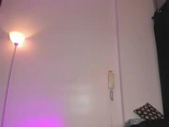 emmaclark_1 — Chaturbate recorded stream image, 31.05.2026 00:10
