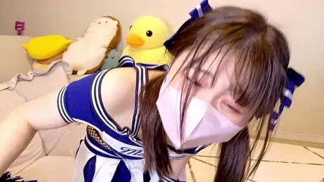 SUZU_ — Stripchat recorded stream image, 31.05.2026 10:00