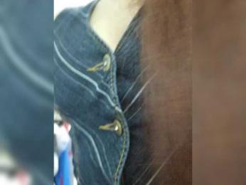 Flirt_Red — Bongacams recorded stream image, 31.05.2026 17:30