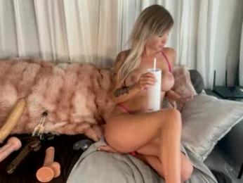ava_west — Chaturbate recorded stream image, 01.06.2026 14:10