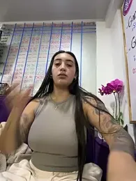 Hannahoff — Stripchat recorded stream image, 02.06.2026 01:10