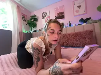 chloetease — Stripchat recorded stream image, 03.06.2026 14:20