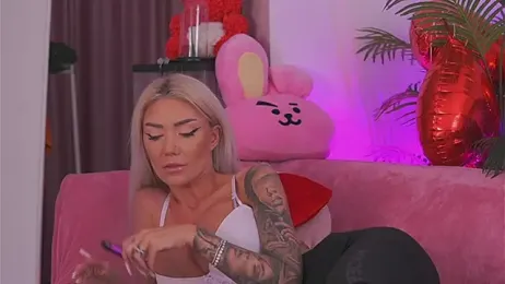 fallingangel — Stripchat recorded stream image, 04.06.2026 17:10