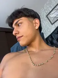Lander_Cruz — Stripchat recorded stream image, 04.06.2026 20:30