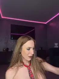 LunaAlya — Stripchat recorded stream image, 05.06.2026 04:30
