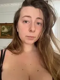 curvyflawless — Stripchat recorded stream image, 05.06.2026 08:50