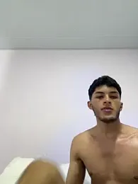 Tylerffoxx — Stripchat recorded stream image, 05.06.2026 22:20