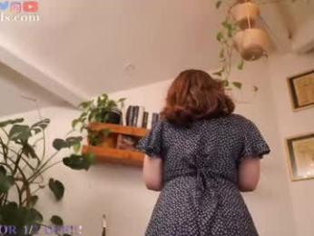 serareads — Chaturbate recorded stream image, 06.06.2026 01:30