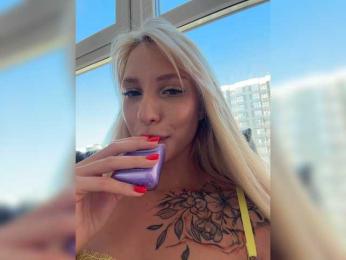 Cristi-Candy — Bongacams recorded stream image, 07.06.2026 04:00