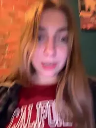 Sunny___Bunny — Stripchat recorded stream image, 07.06.2026 08:00