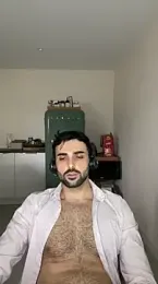 eauminerale — Stripchat recorded stream image, 08.06.2026 12:10