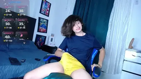 andyboy- — Stripchat recorded stream image, 08.06.2026 23:10