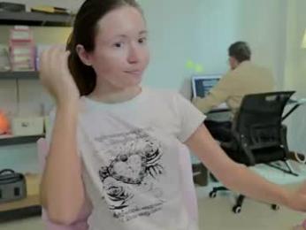 ellcrys — Chaturbate recorded stream image, 09.06.2026 22:00