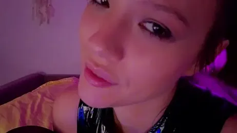 DemiDee — Stripchat recorded stream image, 10.06.2026 18:40