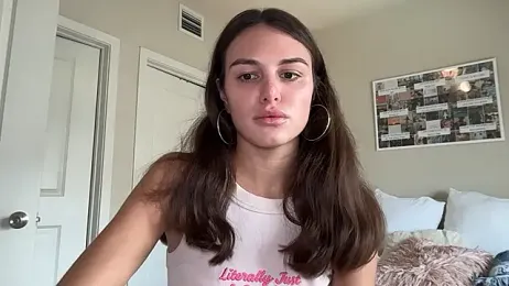 graciesmith27 — Stripchat recorded stream image, 10.06.2026 19:00