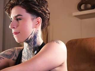 alicee-love — Camsoda recorded stream image, 11.06.2026 08:00
