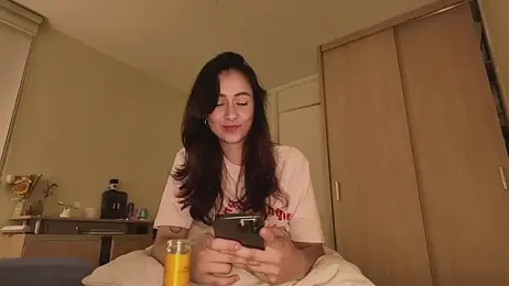 juanasnz99 — Stripchat recorded stream image, 12.06.2026 03:30