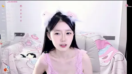 KylinKylin — Stripchat recorded stream image, 13.06.2026 14:00