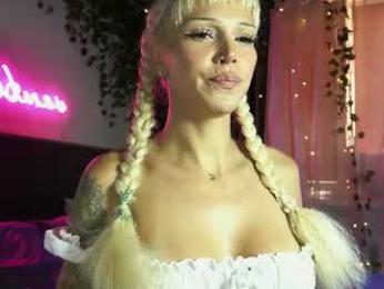 touch_me_if_you_can — Chaturbate recorded stream image, 13.06.2026 16:10