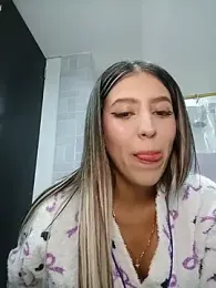 eva-2023 — Stripchat recorded stream image, 14.06.2026 04:00