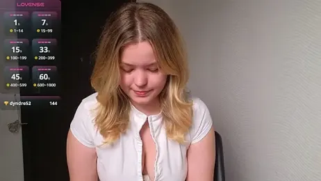 Milana15 — Stripchat recorded stream image, 14.06.2026 16:10