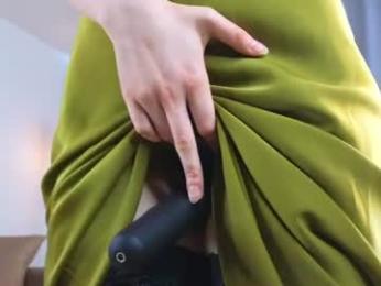xiaobrunscheen — Chaturbate recorded stream image, 15.06.2026 04:00