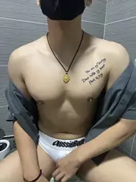 kimze7 — Stripchat recorded stream image, 17.06.2026 14:10