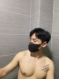 kimze7 — Stripchat recorded stream image, 17.06.2026 14:10