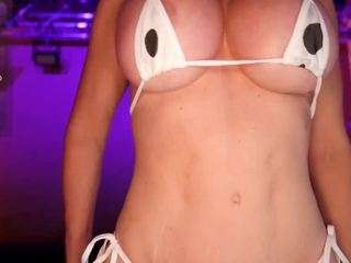 alenacroft — Camsoda recorded stream image, 17.06.2026 18:40