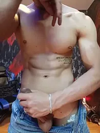jhonny_thes28 — Stripchat recorded stream image, 17.06.2026 23:10