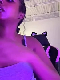 Your_Paris — Stripchat recorded stream image, 18.06.2026 05:00