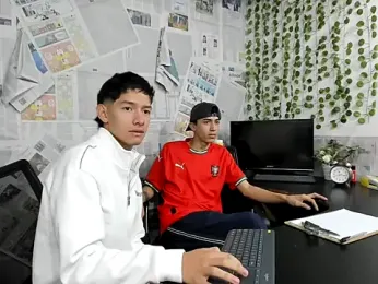 heyy_noah11 — Stripchat recorded stream image, 19.06.2026 13:20