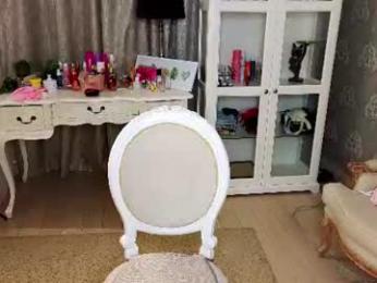 bluuemarine — Chaturbate recorded stream image, 19.06.2026 17:10