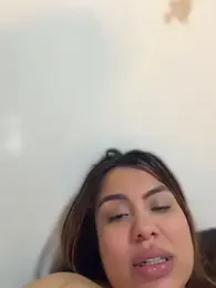 valeria2019hot — Stripchat recorded stream image, 19.06.2026 20:00