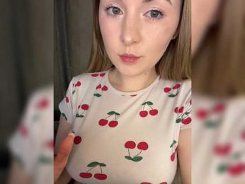 AlinaRay — Bongacams recorded stream image, 22.06.2026 15:00