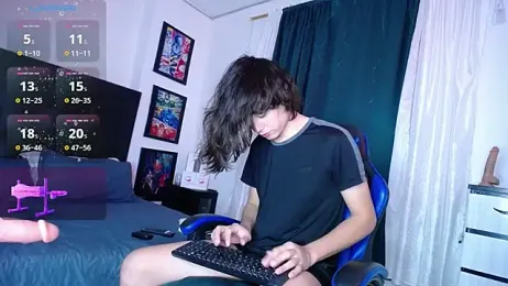 andyboy- — Stripchat recorded stream image, 22.06.2026 22:40