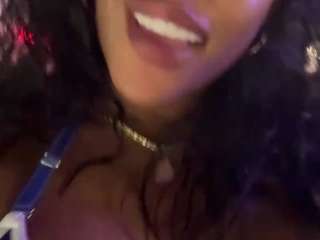 saamytits — Camsoda recorded stream image, 23.06.2026 04:20