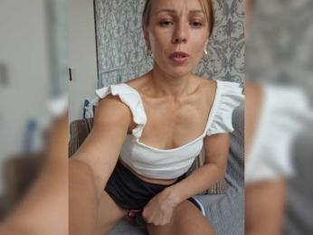sweet-Olya — Bongacams recorded stream image, 23.06.2026 04:30