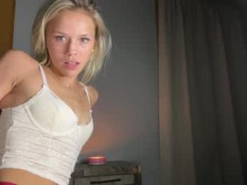 emmaabennett — Chaturbate recorded stream image, 24.06.2026 00:50