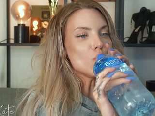 solarkate — Camsoda recorded stream image, 24.06.2026 18:40