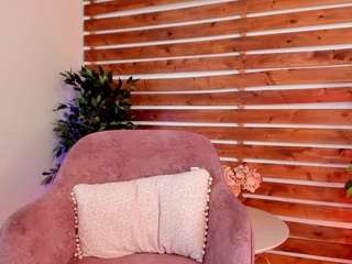 hannawilliams — Camsoda recorded stream image, 27.06.2026 17:00